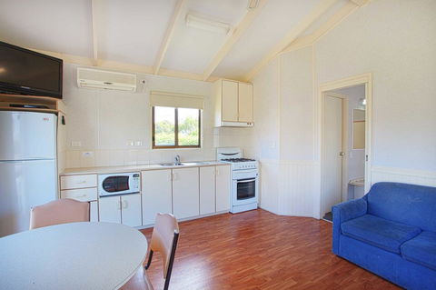 Discovery Parks - Warrnambool - Kingaroy Accommodation 4