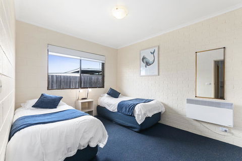 Allambi Holiday Apartments - Kingaroy Accommodation 11