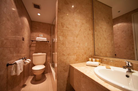 CitiClub Hotel Melbourne - Kingaroy Accommodation 4