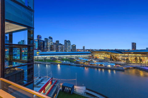 Melbourne Holiday Apartments Flinders Wharf - Kingaroy Accommodation 17