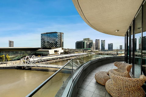 Melbourne Holiday Apartments Flinders Wharf - Kingaroy Accommodation 37