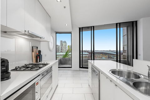Melbourne Holiday Apartments Flinders Wharf - Kingaroy Accommodation 27
