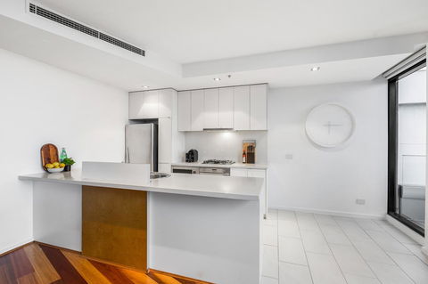 Melbourne Holiday Apartments Flinders Wharf - Kingaroy Accommodation 7