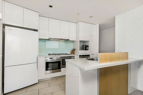 Melbourne Holiday Apartments Flinders Wharf - Kingaroy Accommodation 39