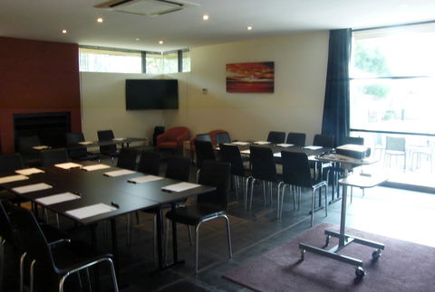 Phillip Island Apartments - Kingaroy Accommodation 16