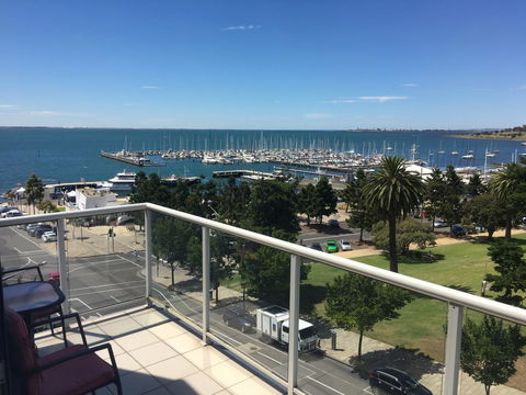Geelong Waterfront Penthouse Apartment - Kingaroy Accommodation 1