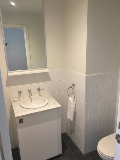 Geelong Waterfront Penthouse Apartment - Kingaroy Accommodation 14