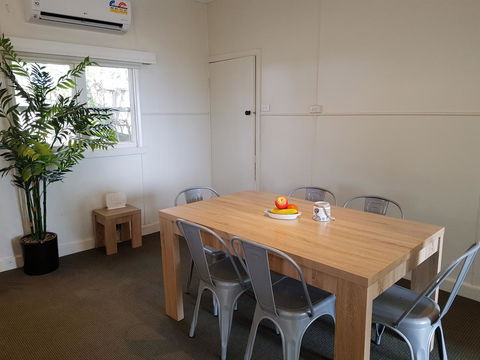 Dromana Holiday Beach House - Kingaroy Accommodation 10
