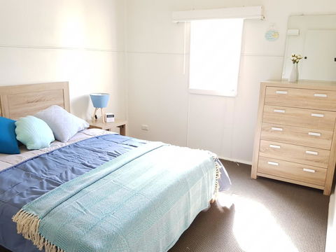 Dromana Holiday Beach House - Kingaroy Accommodation 2