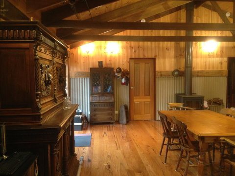 Mud Hollow Barn - Kingaroy Accommodation 9