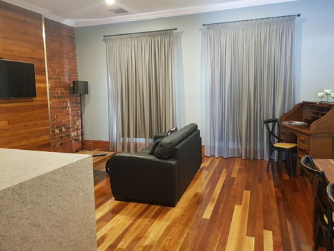 Sublime Spa Apartments - Kingaroy Accommodation 3