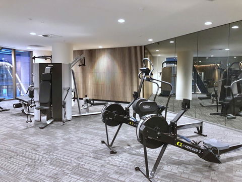Pride Docklands Waterfront Apartment City View - Kingaroy Accommodation 36
