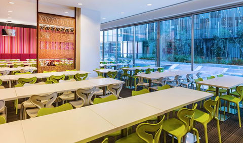 Travelodge Hotel Melbourne Docklands - Kingaroy Accommodation 16