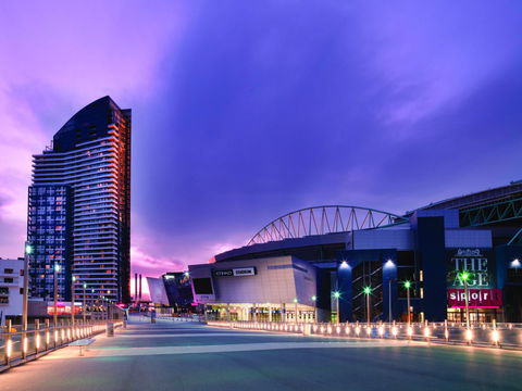 Travelodge Hotel Melbourne Docklands - Kingaroy Accommodation 7