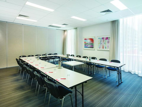 Travelodge Hotel Melbourne Docklands - Kingaroy Accommodation 11