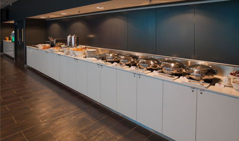 Travelodge Hotel Melbourne Docklands - Kingaroy Accommodation 12