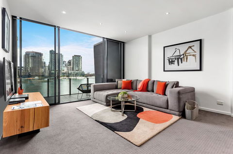 Docklands Private Collection - NEWQUAY - Kingaroy Accommodation 14
