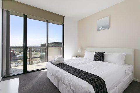 Docklands Private Collection - NEWQUAY - Kingaroy Accommodation 31