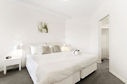 Docklands Private Collection - NEWQUAY - Kingaroy Accommodation 35