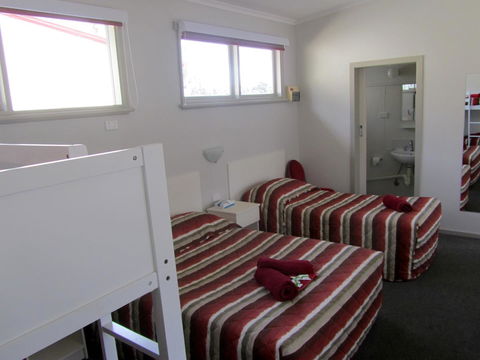 The Highlander Motel - 24HR Check In - Kingaroy Accommodation 23