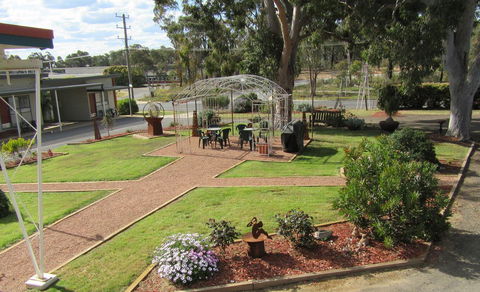 The Highlander Motel - 24HR Check In - Kingaroy Accommodation 5