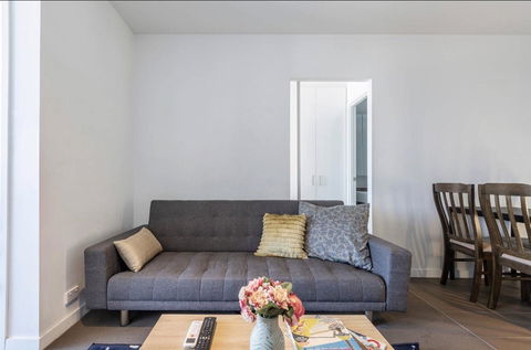 Rose Lane Serviced Apartment - Kingaroy Accommodation 6