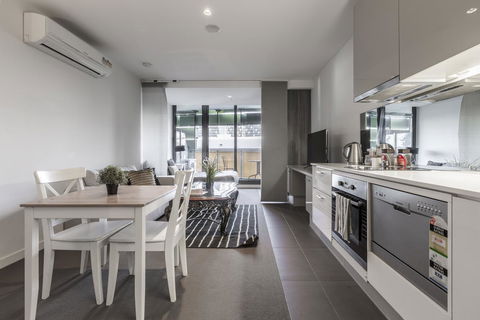 Rose Lane Serviced Apartment - Kingaroy Accommodation 14