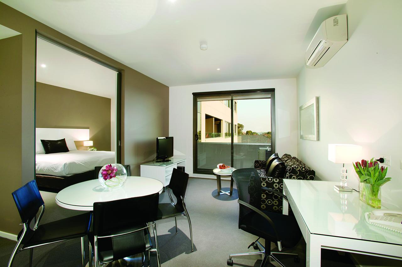 Oakleigh VIC Kingaroy Accommodation