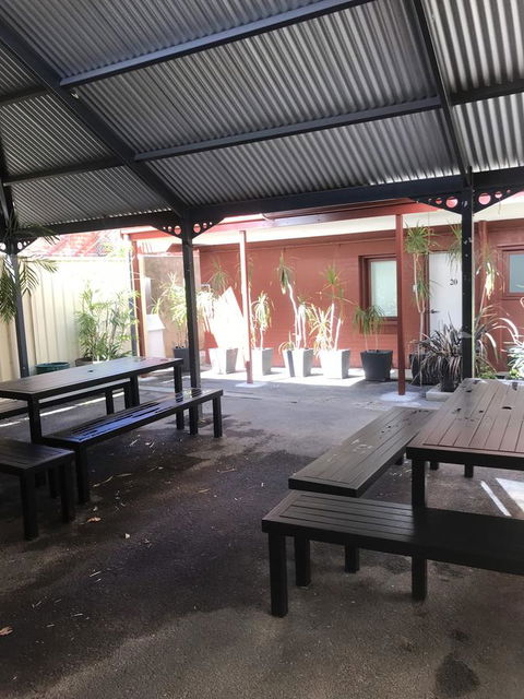 CROWN CENTRAL BUSINESS DISTRICT MOTEL - NO UNDER 18s - Kingaroy Accommodation 16