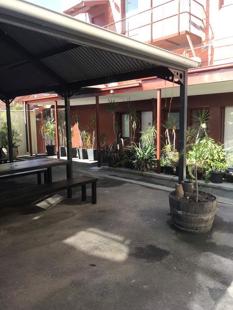 CROWN CENTRAL BUSINESS DISTRICT MOTEL - NO UNDER 18s - Kingaroy Accommodation 13