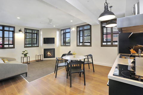 Devlin Apartments - Kingaroy Accommodation 2