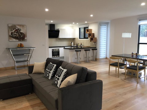 Apartments In Phillip Island Towers - Block C - Kingaroy Accommodation 43