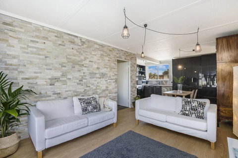 Portland Bay Apartments - Kingaroy Accommodation 23