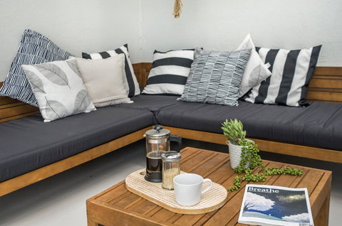 Portland Bay Apartments - Kingaroy Accommodation 6