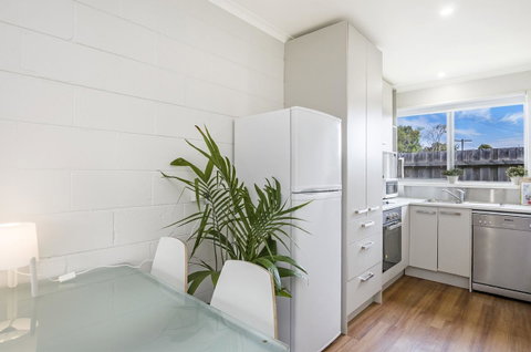 Portland Bay Apartments - Kingaroy Accommodation 27