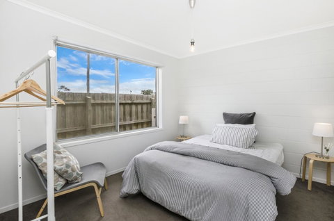 Portland Bay Apartments - Kingaroy Accommodation 20