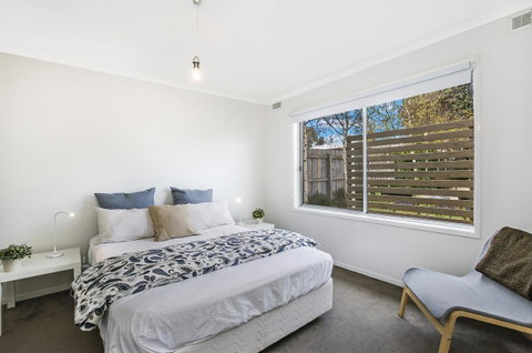Portland Bay Apartments - Kingaroy Accommodation 17