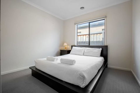 Holiday Rose - Kingaroy Accommodation 3