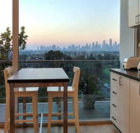 Best View St Kilda 1 BR - Spectacular Sunset Hideaway - Kingaroy Accommodation