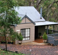 Tangenong Cottages - Kingaroy Accommodation