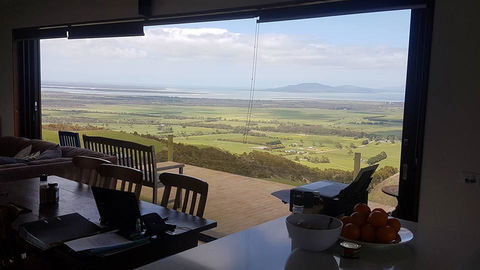 One Tree Hill Wilson Prom And Ocean Views - Kingaroy Accommodation 0