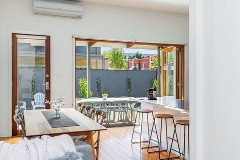 Central Bendigo Cottage, Walk To Everywhere!! - Kingaroy Accommodation 8