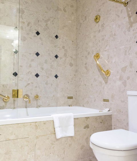 Stamford Plaza Melbourne - Kingaroy Accommodation 35
