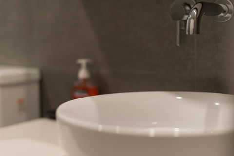 Guest House In Melbourne - Kingaroy Accommodation 14