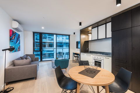 Playhouse Apartments - Kingaroy Accommodation 12