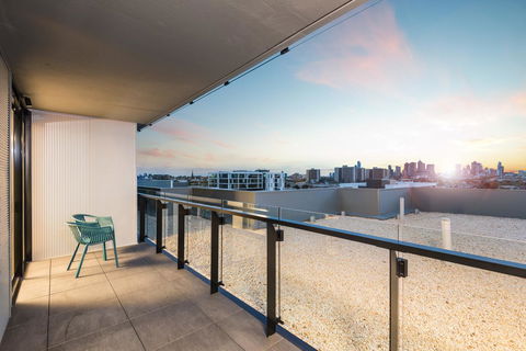 Playhouse Apartments - Kingaroy Accommodation 5