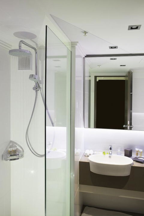 Pullman Melbourne Albert Park - Kingaroy Accommodation 15