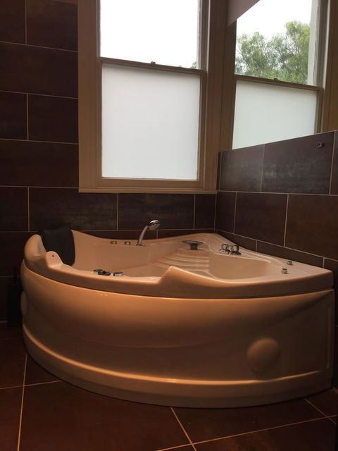 Little River Bed And Breakfast - Kingaroy Accommodation 28