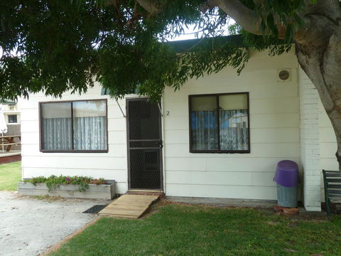 Beachcomber Holiday Units - Kingaroy Accommodation 26