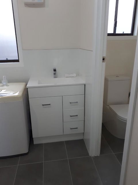 Beachcomber Holiday Units - Kingaroy Accommodation 8